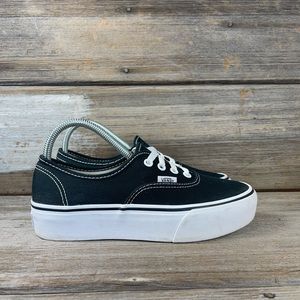 Vans Platform Black And White Sneakers